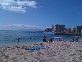 Waikiki Beach, HI.jpg